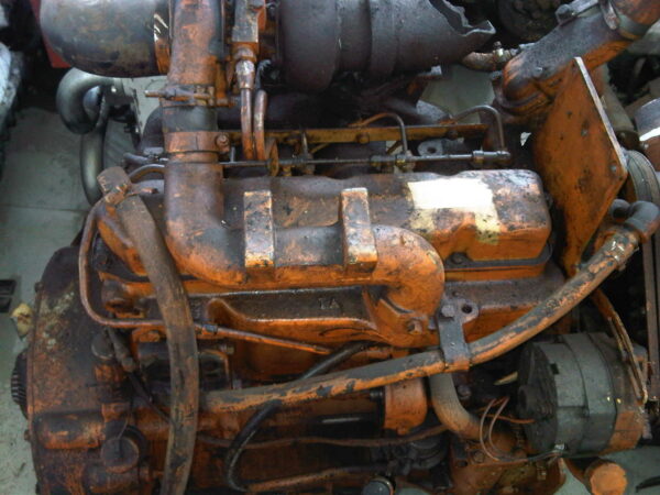Motore per John Deere 340D   2130   410   440C   444D   448D   450E   450G   455E   459D   510   540D   550   555   590D   595D   610   650G   300